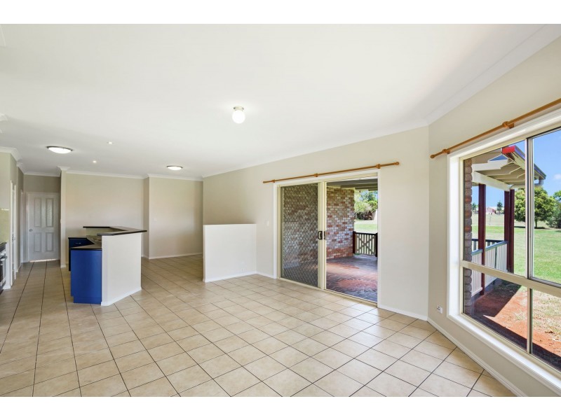 7 Bunya View Drive, Highfields QLD 4352