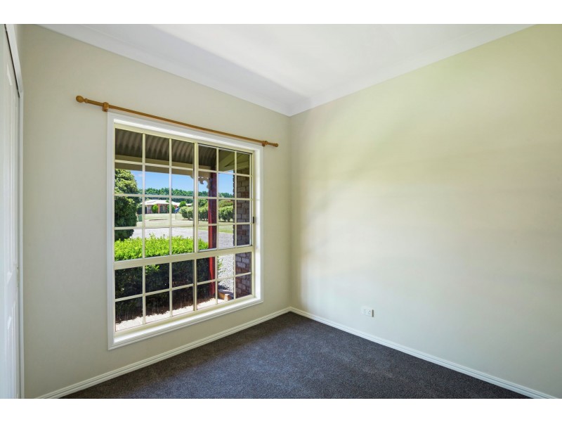 7 Bunya View Drive, Highfields QLD 4352