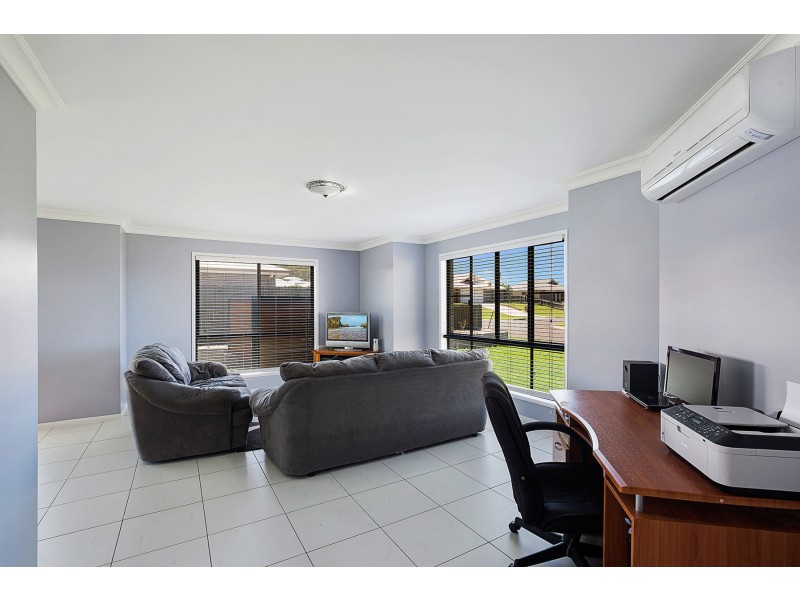 20 Sommariva Street, Westbrook QLD 4350