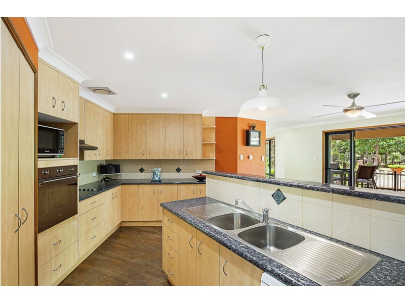 5 Bradys Road, Highfields QLD 4352