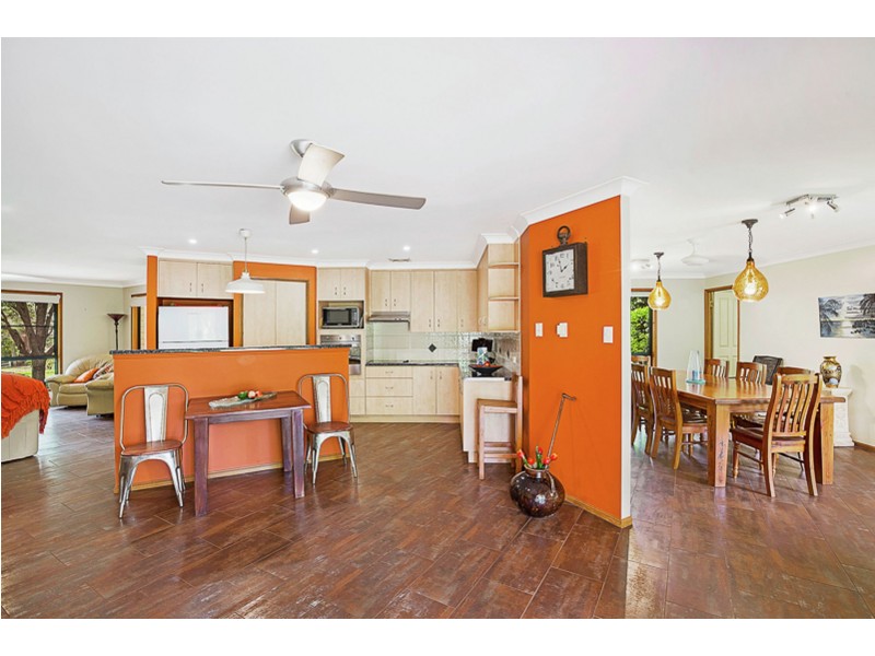 5 Bradys Road, Highfields QLD 4352