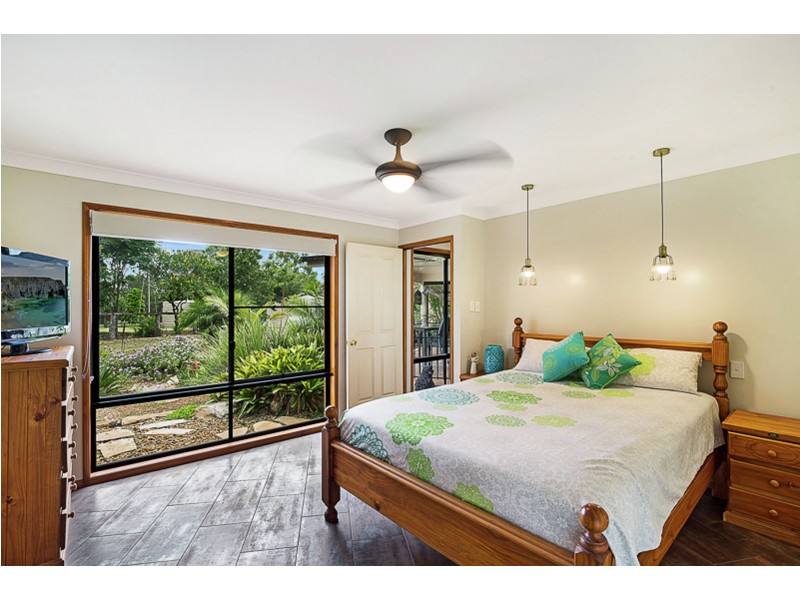 5 Bradys Road, Highfields QLD 4352