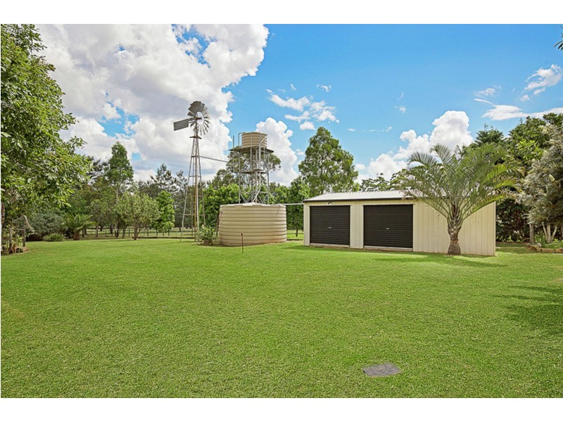 5 Bradys Road, Highfields QLD 4352
