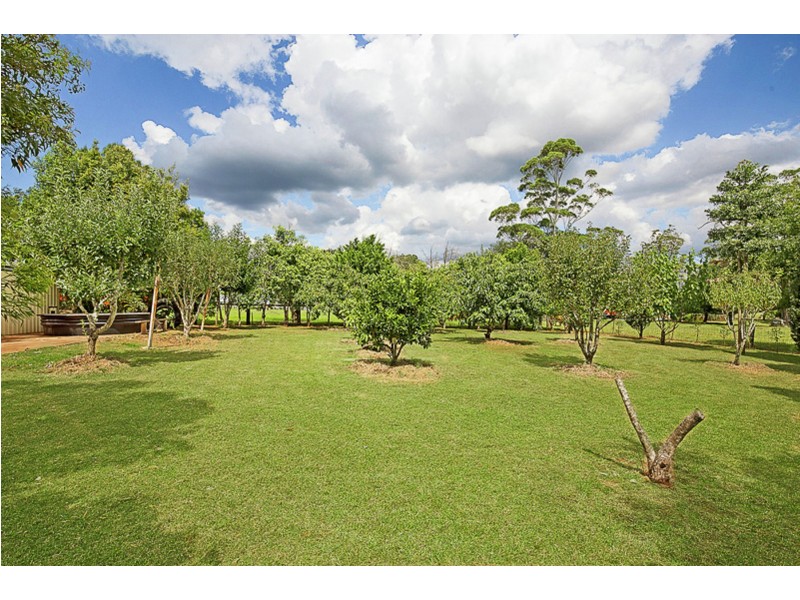 5 Bradys Road, Highfields QLD 4352