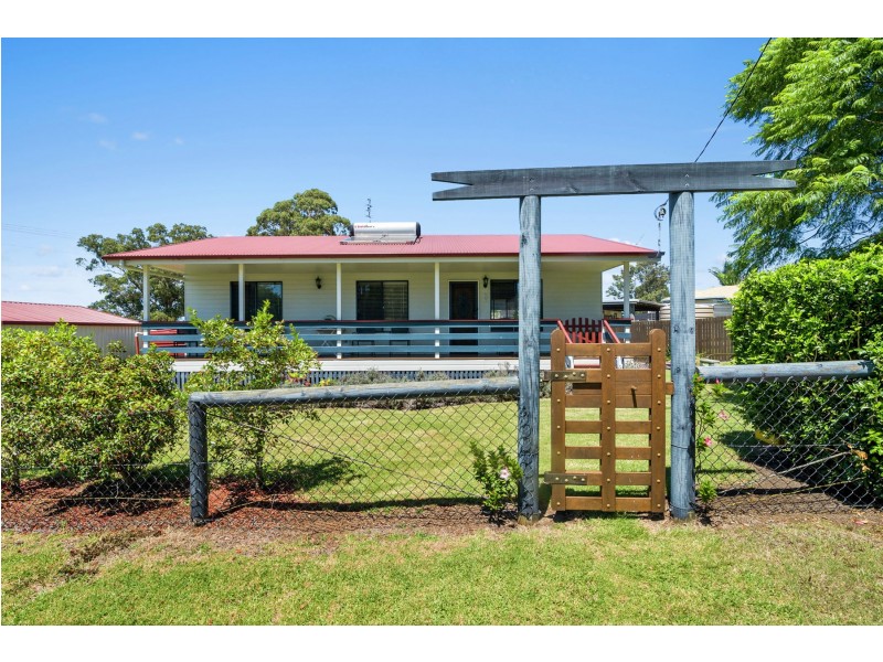 35 Kann Street, Haden QLD 4353