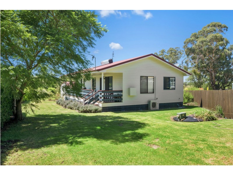 35 Kann Street, Haden QLD 4353