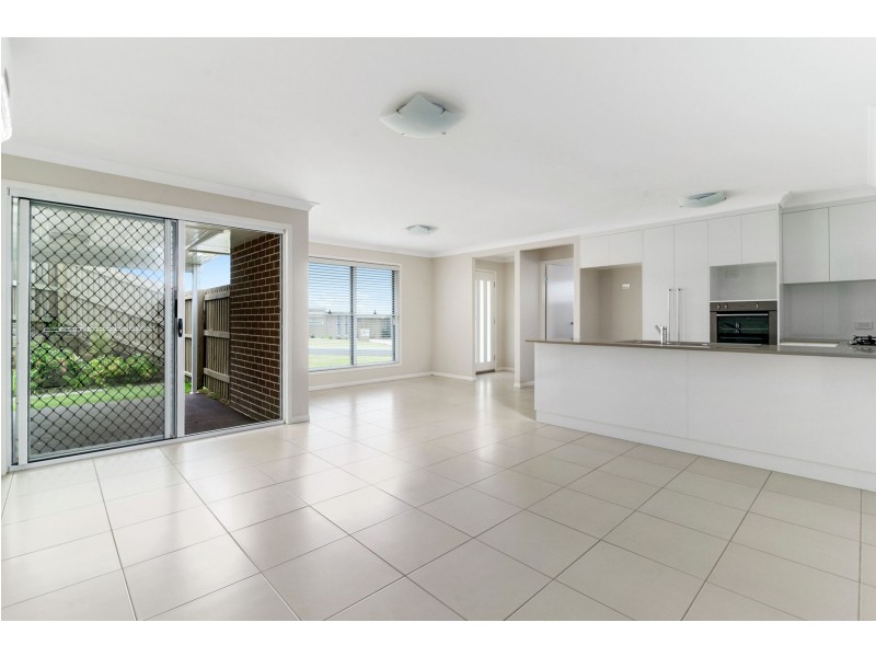 3/25 Furness Court, Kearneys Spring QLD 4350