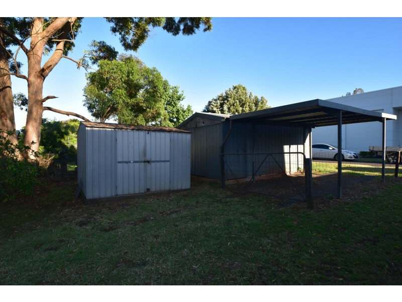 24 Eton Street, East Toowoomba QLD 4350
