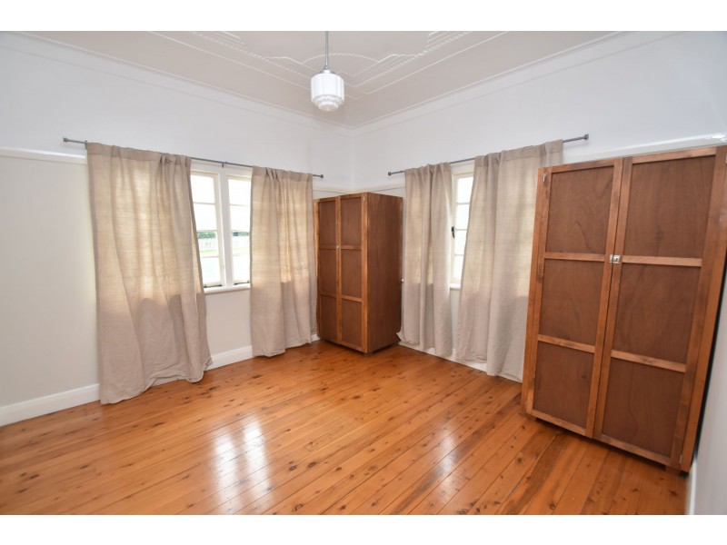 12a Delacey Street, North Toowoomba QLD 4350