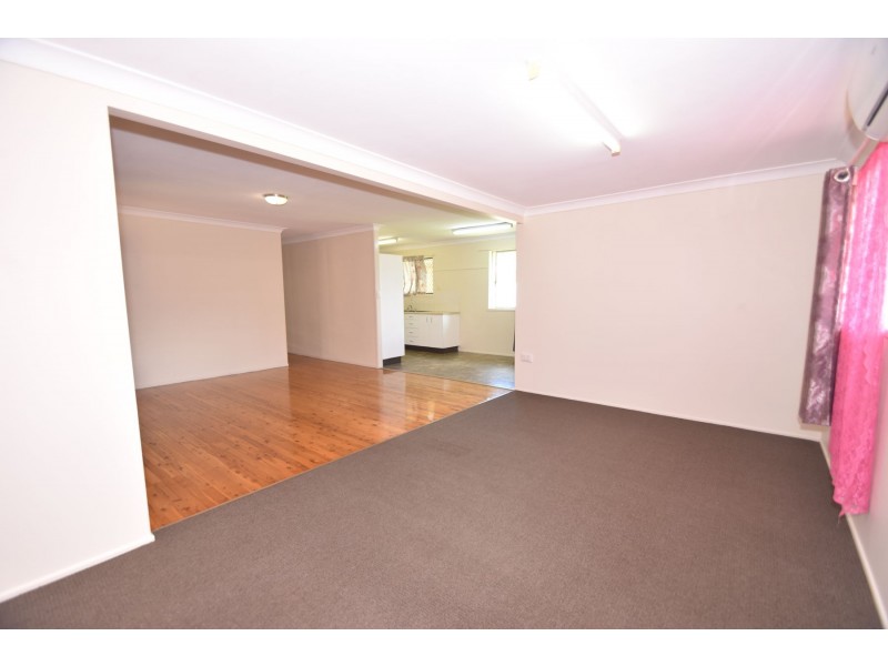 391 Hume Street, Kearneys Spring QLD 4350