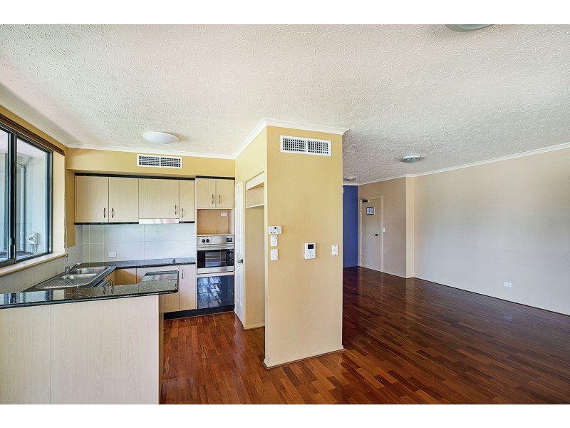 2/14 Cottesloe Street, East Toowoomba QLD 4350