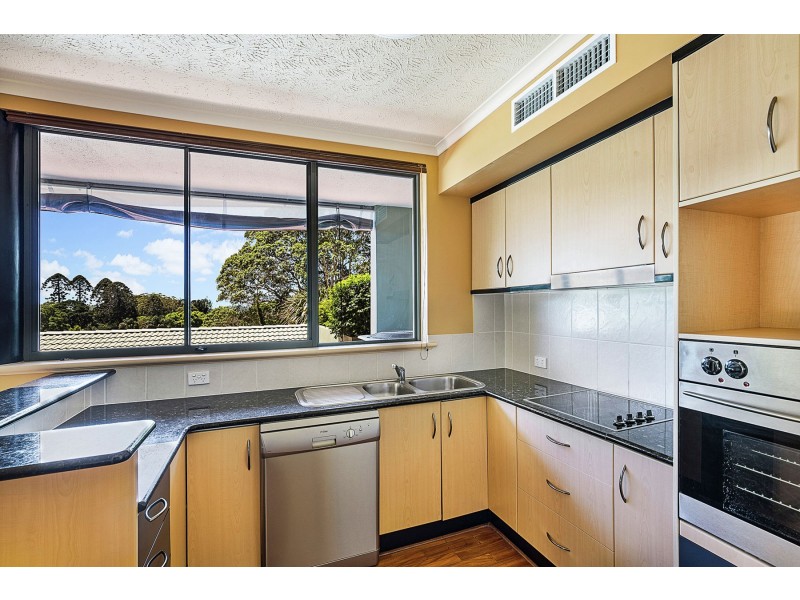 2/14 Cottesloe Street, East Toowoomba QLD 4350