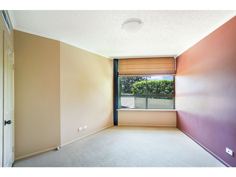 2/14 Cottesloe Street, East Toowoomba QLD 4350