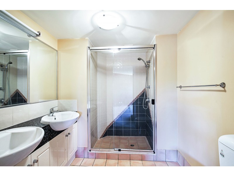 2/14 Cottesloe Street, East Toowoomba QLD 4350
