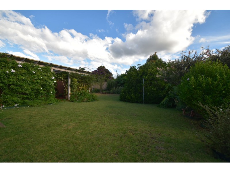 30 Wiemers Crescent, Centenary Heights QLD 4350