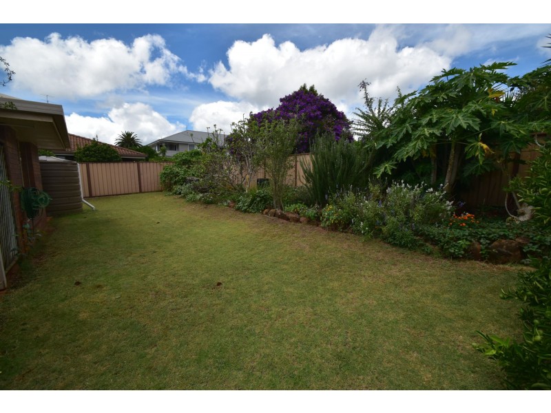 30 Wiemers Crescent, Centenary Heights QLD 4350