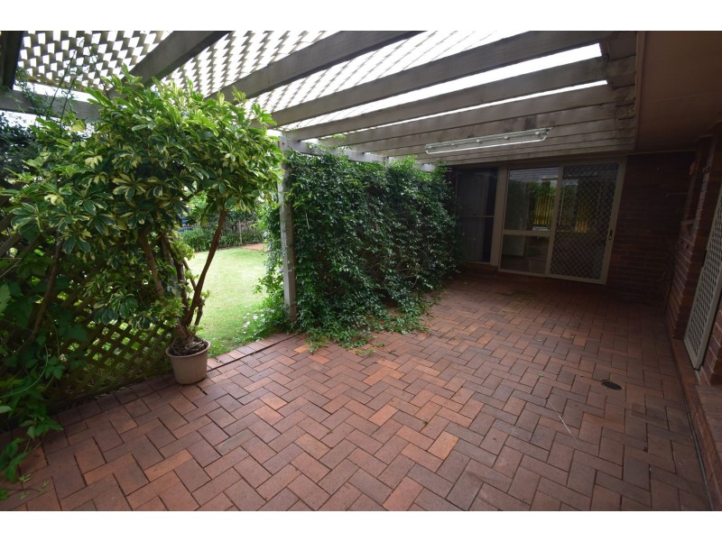 30 Wiemers Crescent, Centenary Heights QLD 4350