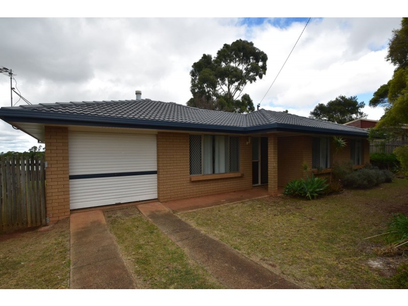 54 Miranda Drive, Wilsonton Heights QLD 4350