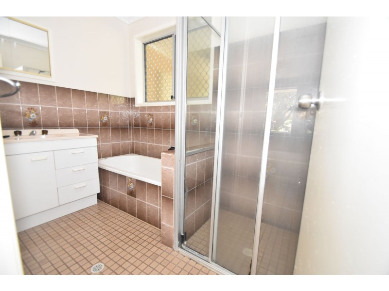 54 Miranda Drive, Wilsonton Heights QLD 4350