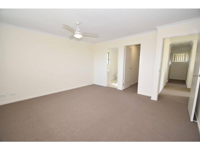 6 Westview Drive, Mount Kynoch QLD 4350