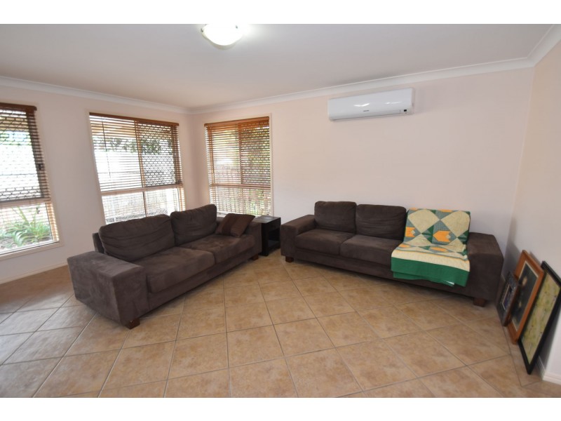 14B Barry Street, Mount Lofty QLD 4350