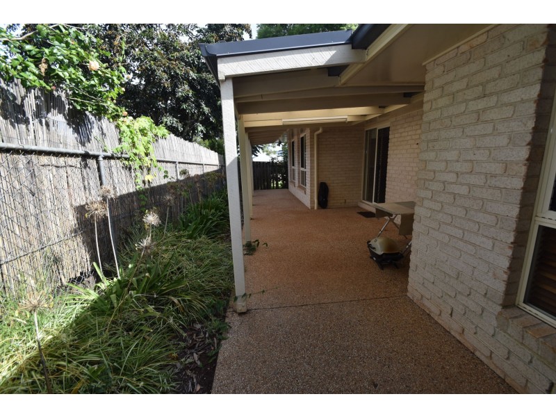 14B Barry Street, Mount Lofty QLD 4350