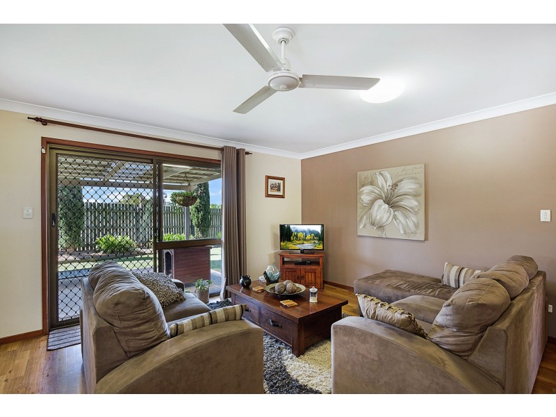 3 Roslyn Street, Westbrook QLD 4350