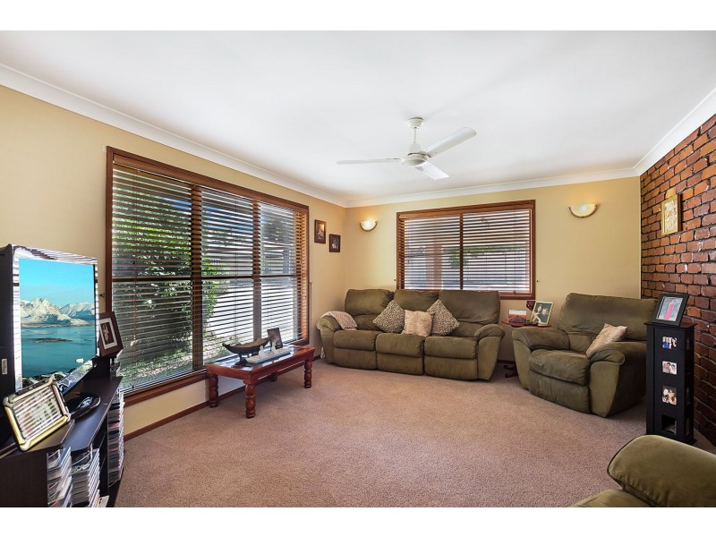 3 Roslyn Street, Westbrook QLD 4350