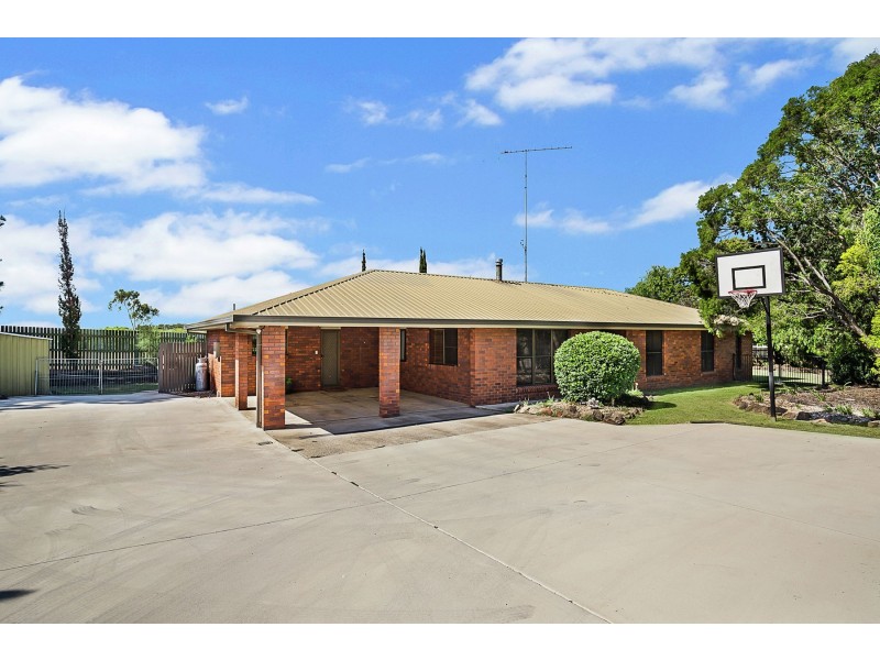 3 Roslyn Street, Westbrook QLD 4350