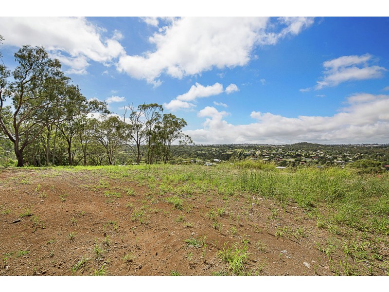 23 Fawn Grove Drive, Glenvale QLD 4350