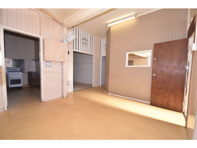 149 Jellicoe Street, North Toowoomba QLD 4350