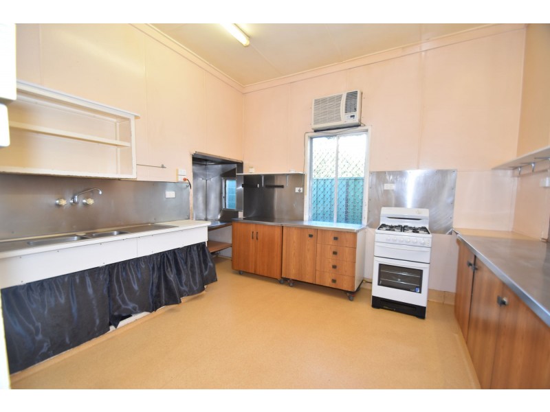 149 Jellicoe Street, North Toowoomba QLD 4350