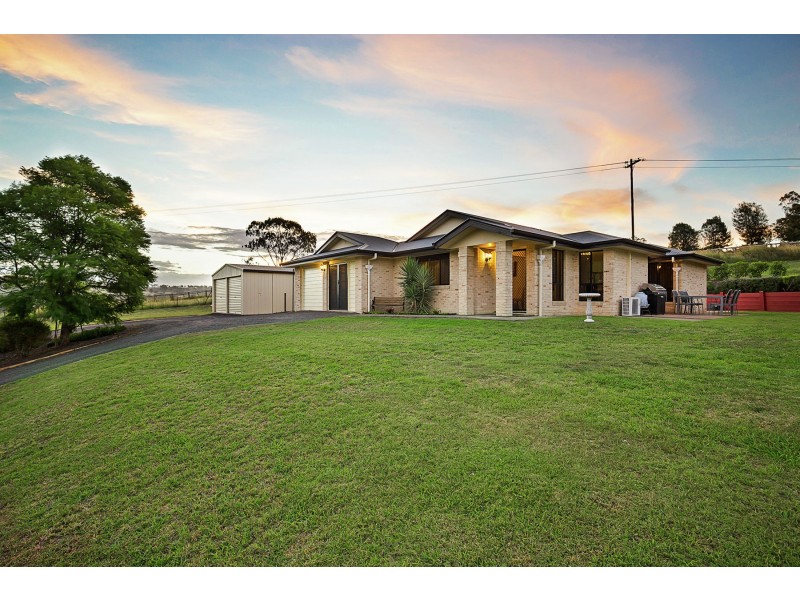 1 Schmidt Court, Top Camp QLD 4350