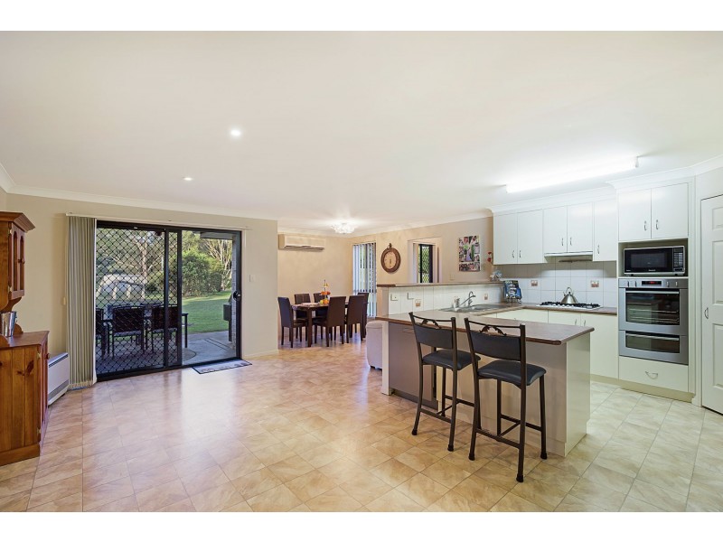 1 Schmidt Court, Top Camp QLD 4350