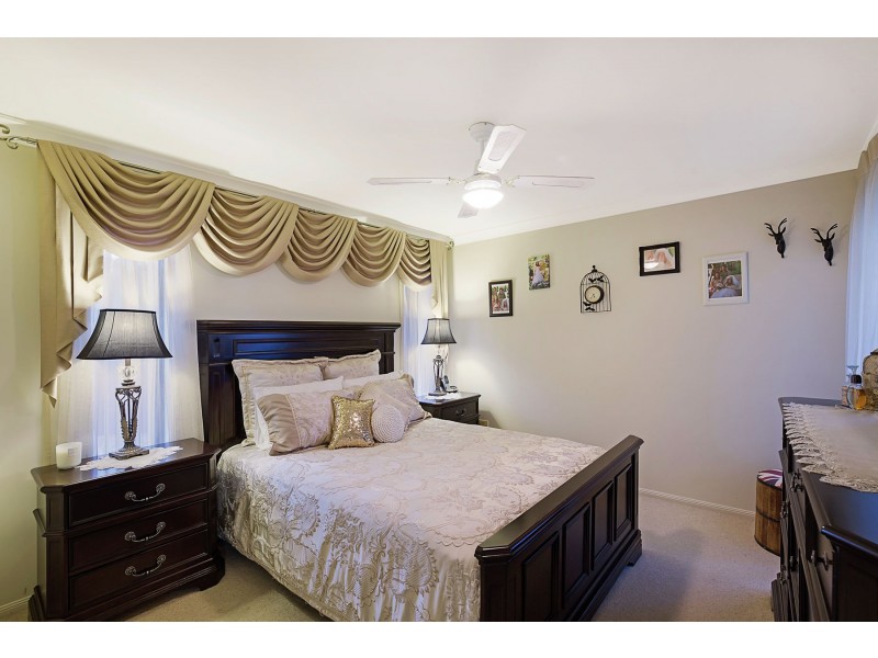 1 Schmidt Court, Top Camp QLD 4350