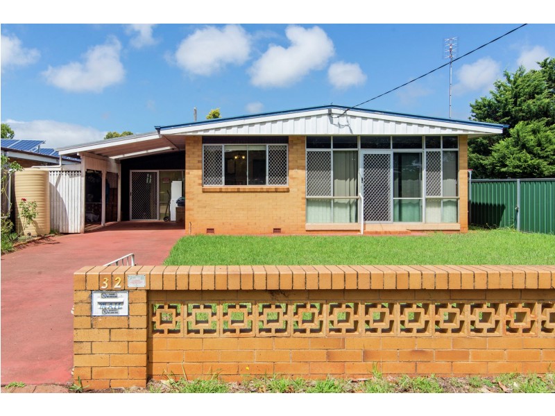 32 Warwick Street, Harristown QLD 4350