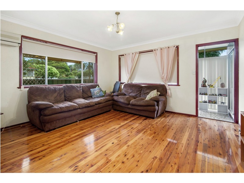 32 Warwick Street, Harristown QLD 4350