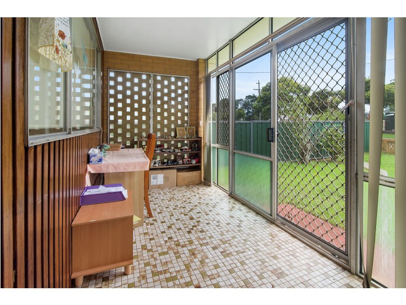 32 Warwick Street, Harristown QLD 4350