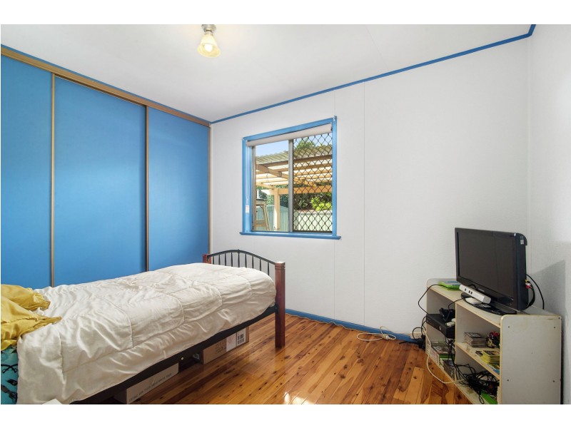 32 Warwick Street, Harristown QLD 4350