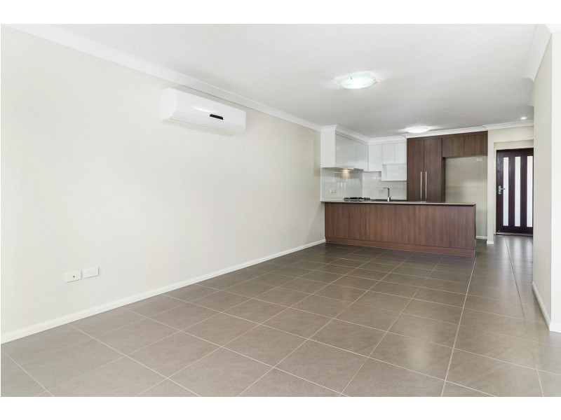 2&3/23 Devine Street, Harristown QLD 4350
