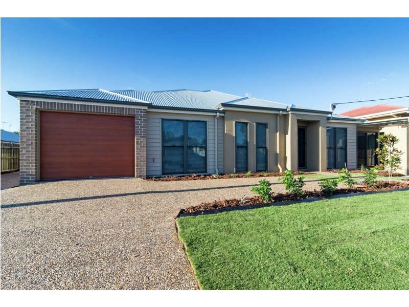 2&3/23 Devine Street, Harristown QLD 4350