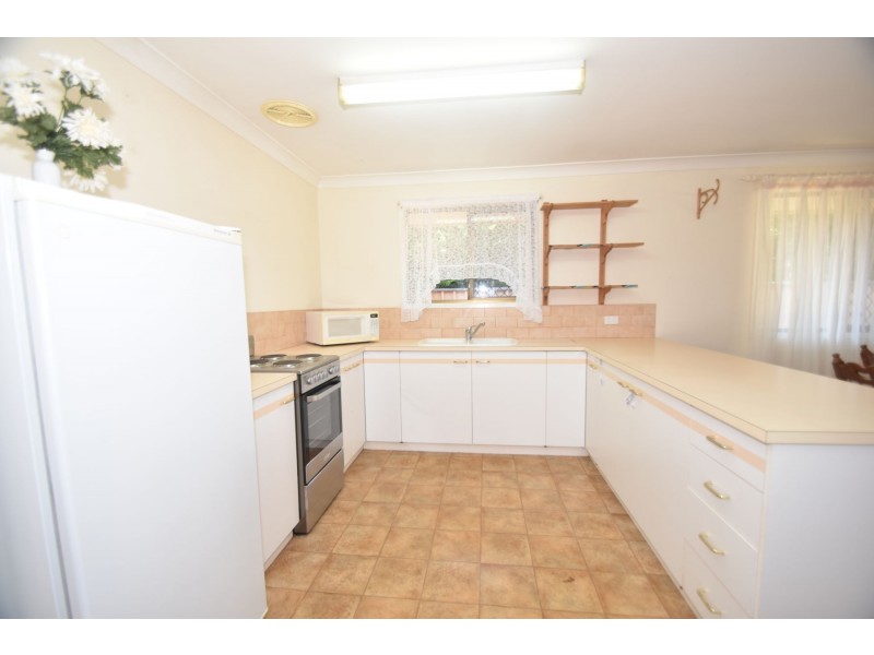 18 Bamboo Court, Darling Heights QLD 4350