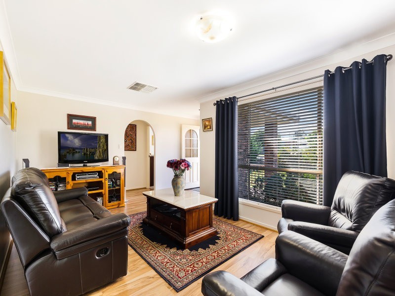 14 Handley Drive, Westbrook QLD 4350