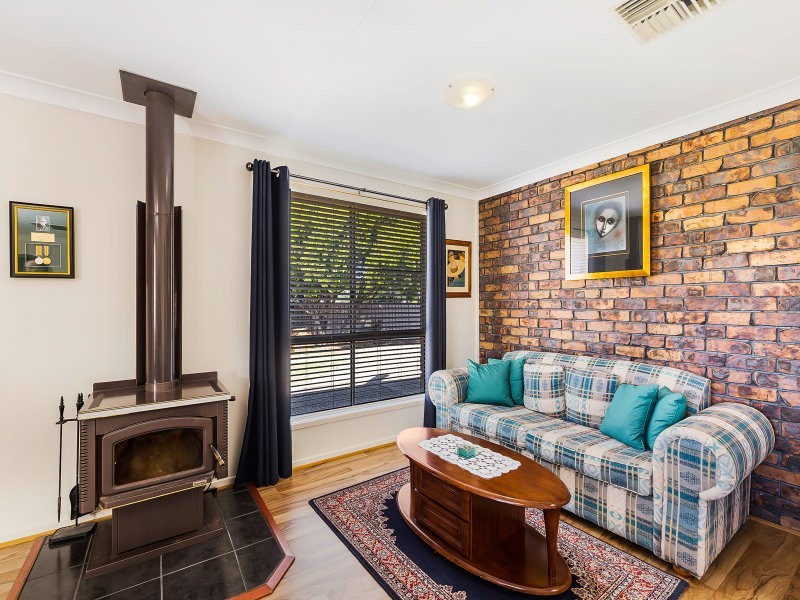 14 Handley Drive, Westbrook QLD 4350