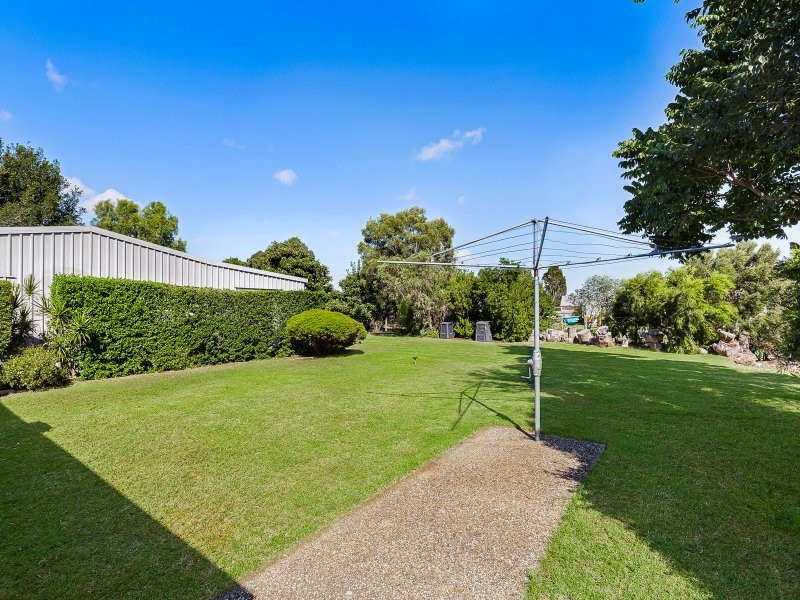 14 Handley Drive, Westbrook QLD 4350