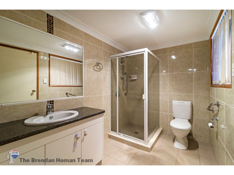 10 Manooka Crescent, Highfields QLD 4352