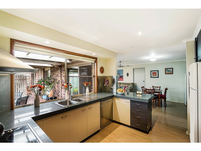 350 West Street, Kearneys Spring QLD 4350