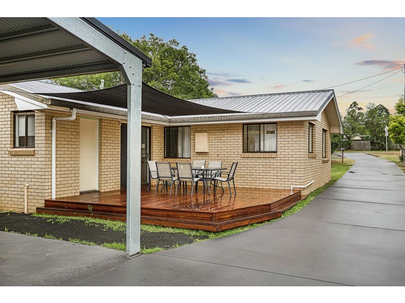 8 Brisbane Street, Drayton QLD 4350