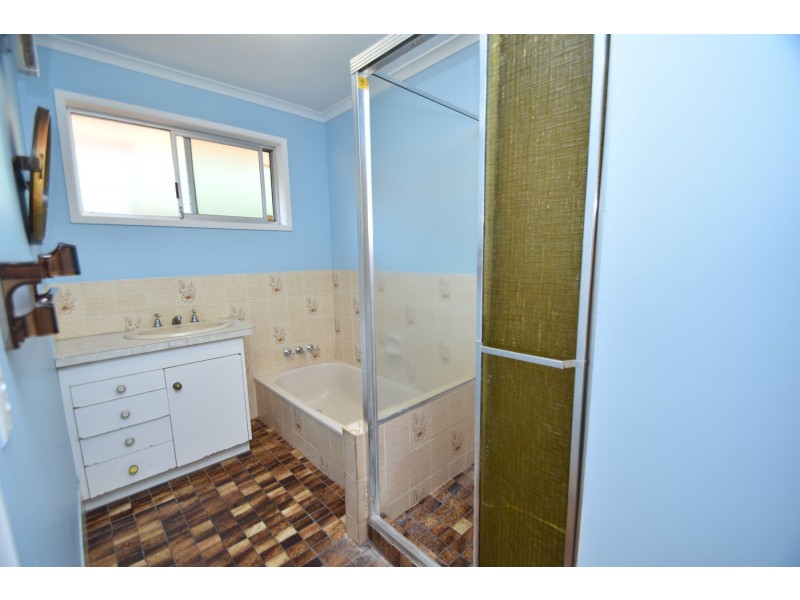 1B Atkinson Street, South Toowoomba QLD 4350