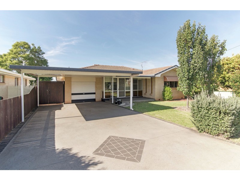26 Honey Street, Harristown QLD 4350